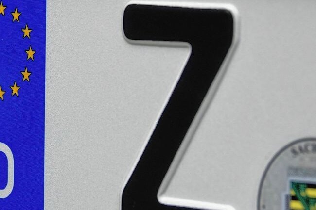Z: Zeitenwende im Zeichen von Zwickau - Das Zwickauer Z steht bundesweit für ... das Z.