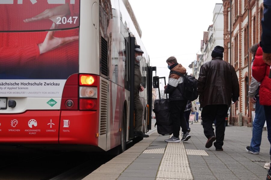 Zehn neue Busse für Zwickauer Verkehrsbetriebe - Die Städtischen Verkehrsbetriebe Zwickau sollen zehn neue Busse bekommen.
