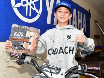 Zehnjähriger peilt den Titel an - Der zehnjährige Connor Schubert hat in der Endabrechnung der Motocross-Sachsenmeisterschaft bis 65 ccm in diesem Jahr bereits am Silberrang geschnuppert. 