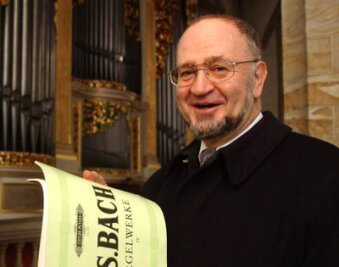 Zentrum für Orgelbau gefordert - 
              <p class="artikelinhalt">Dietrich Wagler, ehemaliger Domorganist in Freiberg, ist Präsident der Gottfried-Silbermann-Gesellschaft, die inzwischen weltweit die Tradition des berühmten sächsischen Orgelbauers pflegt. </p>
            