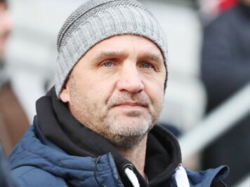 Ziffert hat den neuen CFC-Trainer gefunden - Steffen Ziffert will in Kürze den neuen CFC-Trainer vorstellen.