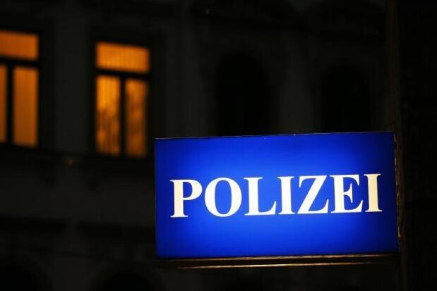 Zigarettenautomat in Zwickau gesprengt - drei Tatverdächtige gestellt