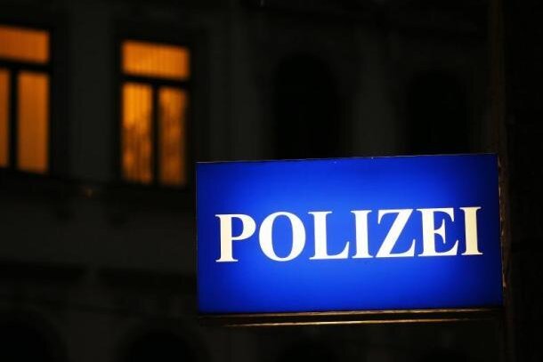 Zschopau: Polizei löst Treffen auf - 