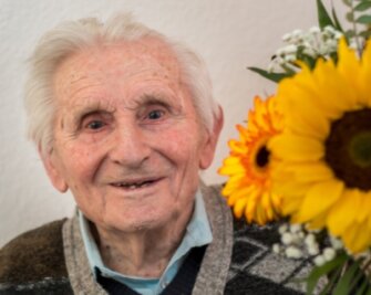 Zschopauer feiert 100 Lebensjahre - Am 12. Juni 1922 wurde Gerhard Helmvoigt in Zschopau geboren..