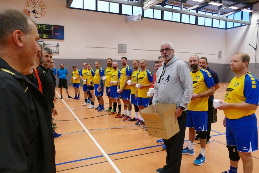 Zschopauer Handball-Sektion feiert runden Geburtstag - In einer Liga gehen die TSV-Männer zwar nicht mehr auf Torejagd, doch bei Jubiläen und Festen bilden sie hin und wieder immer noch eine Mannschaft.