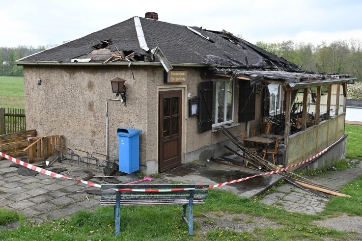 Das Gartenheim der Wechselburger Gartensparte "Am Gebind" hat am Mittwoch gebrannt. 