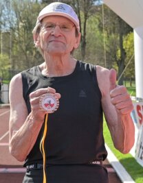 Zum 77. Geburtstag beim Göltzschtalmarathon dabei - Lutz Behrens ist an seinem 77. Geburtstag in Lengenfeld zehn Kilometer gelaufen. 