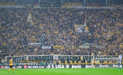 Zuschauer-Bestmarke für 3. Liga: 9700 Fans im Schnitt - Dynamo Dresden ist mit mehr als 28.000 Besuchern pro Heimspiel absoluter Spitzenreiter in der dritten Liga.