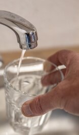 Zweckverband will Trinkwasserpreise erhöhen - Die Preise für den Trinkwasserverbrauch sollen ab dem kommenden Jahr steigen. 