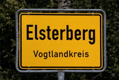 Zwei bisher private Grundstücke kommen in Elsterberg in städtischen Besitz - Elsterberg übernimmt zwei private Grundstücke in städtische Hand.