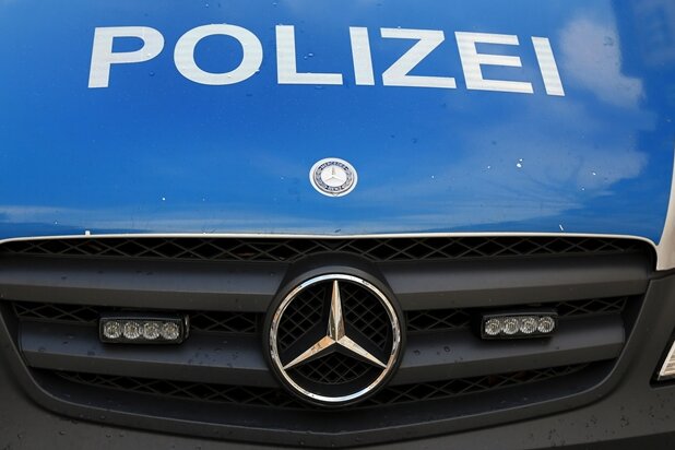 Zwei Laster im Wert von 170.000 Euro gestohlen - 