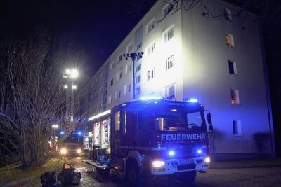 Zwei Menschen sterben über die Feiertage nach Wohnungsbränden im Landkreis Mittelsachsen - Eine Mietwohnung an der Mendelejewstraße in Freiberg geriet am Neujahrstag in Brand. Für die Bewohnerin kam jede Hilfe zu spät.