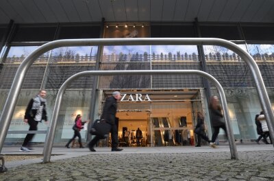 Zwei Modeketten verlassen die Innenstadt - eine kommt - Das Modehaus Zara will seine Filiale an der Straße der Nationen Ende Juni schließen. Sie habe nie die erwarteten Mindestanforderungen an die Wirtschaftlichkeit erreicht, heißt es zur Begründung.