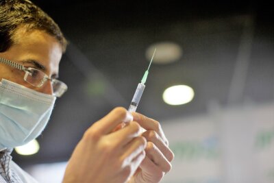 Zwei Politiker aus Westsachsen zur Pflichtimpfung: Was dafür und was dagegen spricht - 