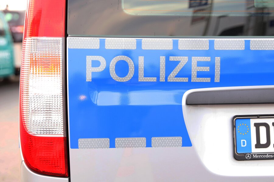 Zwei Transporter samt Ladung in Plauen gestohlen - Zwei Mercedes Sprinter sind in der Nacht zum Freitag in Plauen gestohlen worden.
