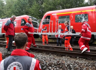 Zwei Unfälle auf Bahnstrecken in Sachsen - 
