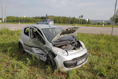 Zwei Verletzte bei Unfall auf S 203 in Frankenberg - 