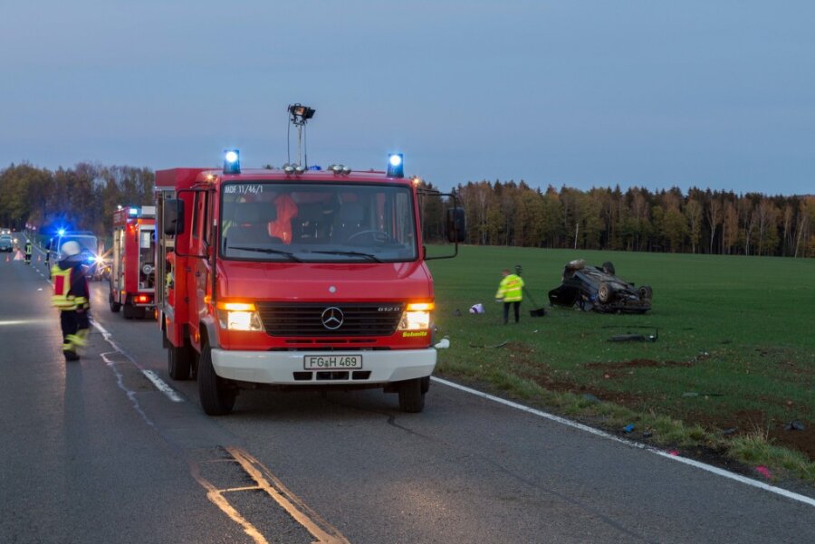 Zwei Verletzte nach Unfall auf der B 173 zwischen Memmendorf und Oberschöna - 