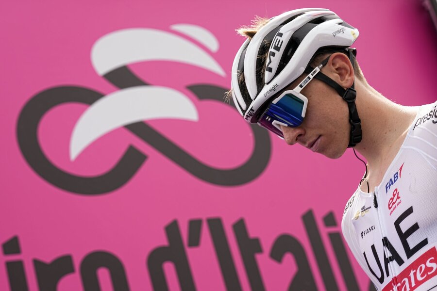 Zweite Giro-Etappe: Pogacar übernimmt Spitze - Giro d'Italia: Tadej Pogacar hat die zweite Etappe gewonnen.