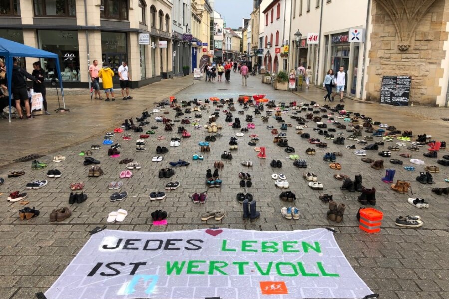 Zwickau: 497 Paar Schuhe verdeutlichen Drama im Mittelmeer - 