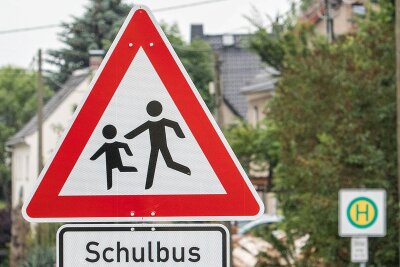 Zwickau: Ab Montag gilt der Schulfahrplan - Mit Schuljahresbeginn ist wieder besondere Vorsicht geboten.