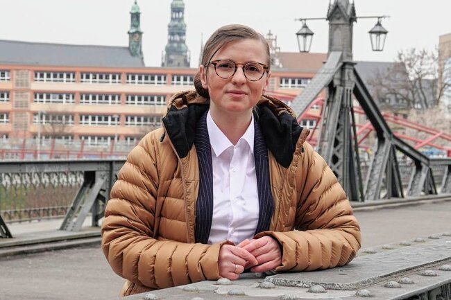 Zwickau: Austausch mit vier Praktikerinnen aus der Politik - Silvia Queck-Hänel. Baubürgermeisterin in Zwickau ist mit dabei. 