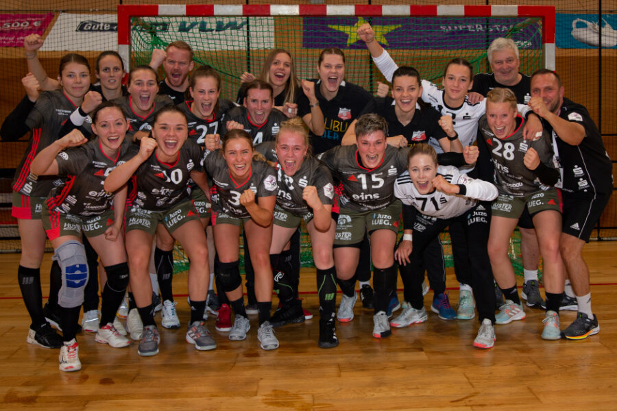 Zwickau gewinnt Handball-Sachsenderby der Frauen - Freude bei den Zweitliga-Handballerinnen des BSV Sachsen Zwickau.