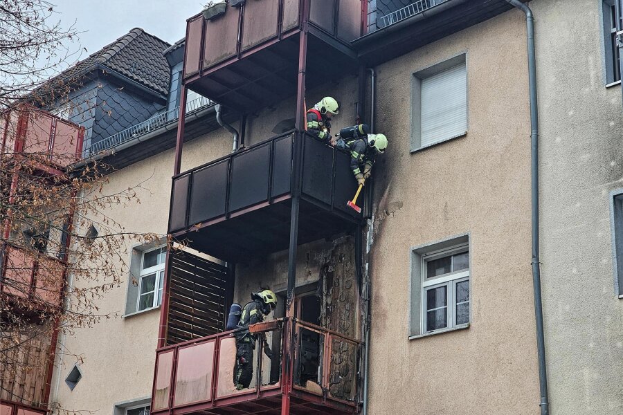 Zwickau: Hoher Schaden durch Balkonbrand - Der Brand eines Balkons hat zu hohem Sachschaden geführt.