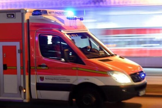 Zwickau: Junge bei Unfall schwer verletzt - 