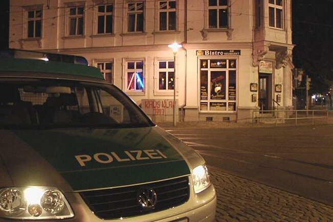 Im Bistro am Neumarkt in Zwickau kam es am Mittwochabend zu einer Messerstecherei.