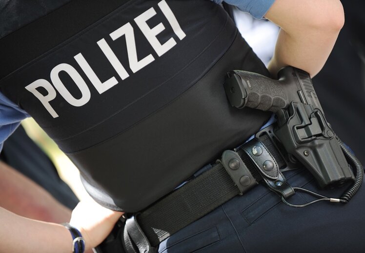 Zwickau: Polizist steht wegen sexuellen Missbrauchs vor Gericht - 