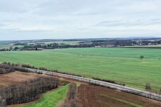 Zwickau sucht nach neuen Gewerbestandorten - Insgesamt fast 39 Hektar derzeit landwirtschaftlich genutzter Flächen an der B 93 kommen als Gewerbestandorte in Betracht. 