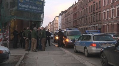 Zwickau: Verkäuferin bedroht - In diesem Schleckermarkt in Zwickau bedrohte ein 42-Jähriger am Freitag eine Verkäuferin.