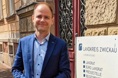 Zwickauer Ex-CDU-Stadtchef wird neuer Sprecher von Landrat Michaelis - Sebastian Brückner leitet die neue Stabsstelle Kommunikation im Landratsamt. 