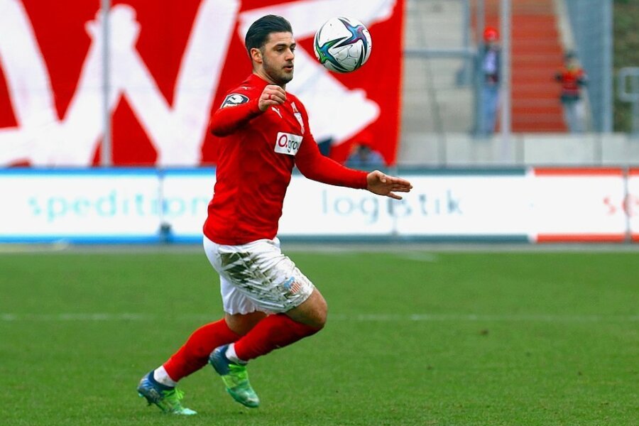 Zwickauer Mentalität trifft auf Freiburger Lauf - Dominic Baumann hat in 21 Punktspieleinsätzen 7 Tore für den FSV Zwickau erzielt. 