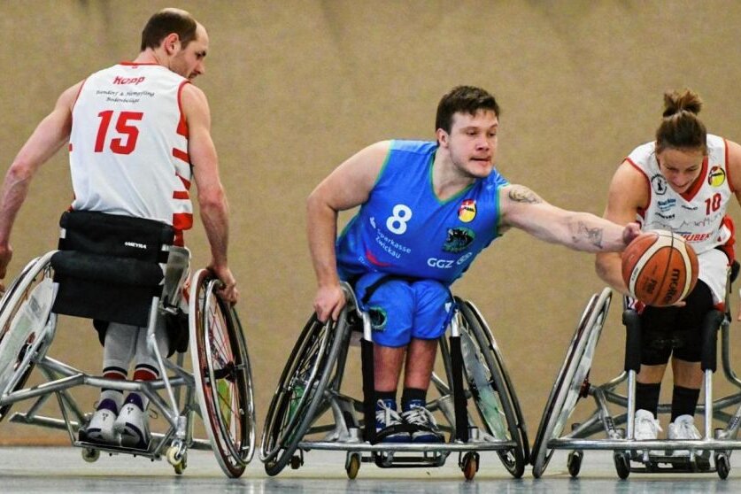 Zwickauer Rollstuhlbasketballer spielen um Einzug ins Finale - 