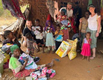 Zwickauer Spenden in Kenia gut angelegt - Fritz, Michael und Ulrike Hoferichter unterstützen jetzt auch Waisenkinder im Süden Kenias. 