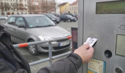 Zwickauer Stadtverwaltung soll Parkkonzept überarbeiten - 