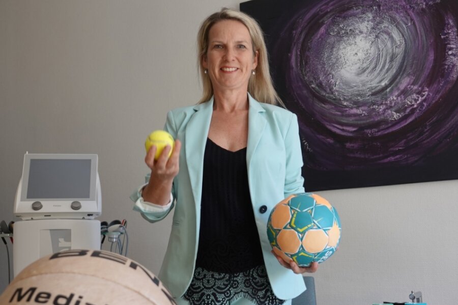 Unternehmerin Kristin Schirbock kann die Dreifachbelastung aus ihrem Beruf als Physiotherapeutin und dem Vorsitz in einem Tennisclub sowie einem Handballverein gut vereinbaren. 