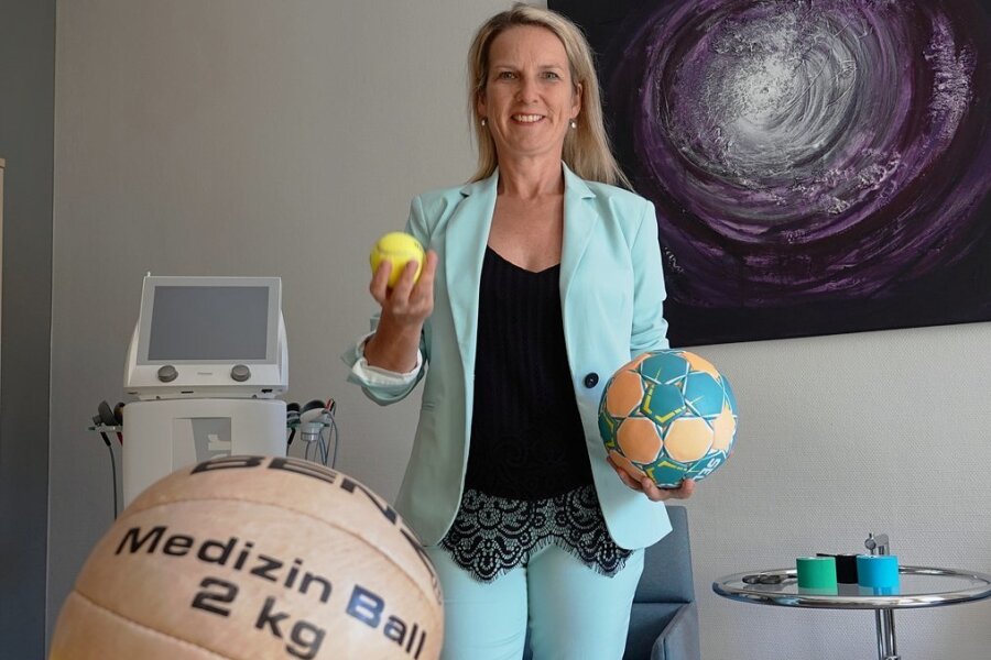 Unternehmerin Kristin Schirbock kann die Dreifachbelastung aus ihrem Beruf als Physiotherapeutin und dem Vorsitz in einem Tennisclub sowie einem Handballverein gut vereinbaren. 