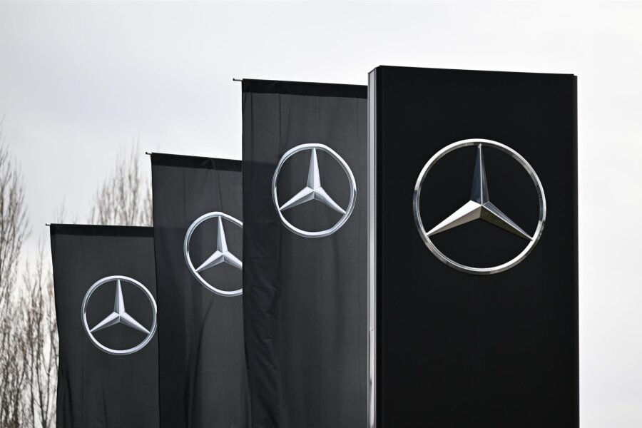 Zwickauer verkauft teuren Wagen nach Russland: Was wusste Mercedes-Benz? - Ein Niederlassungsleiter und ein Verkäufer von Mercedes-Benz schwänzten den Termin am Chemnitzer Amtsgericht. Der Richter spricht jetzt von einem Anfangsverdacht.