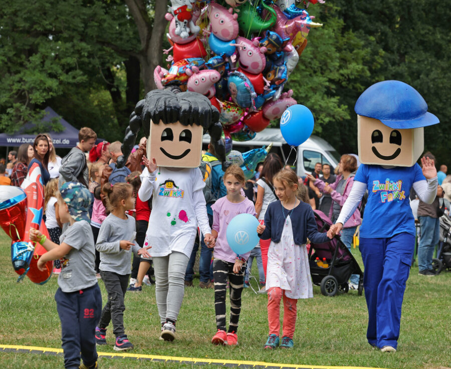 Zwikkifaxx: 24.000 große und kleine Besucher strömten zu riesigem Kinderfest nach Zwickau - 