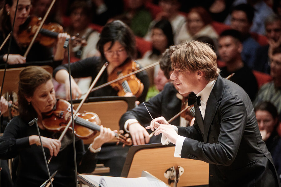 Klaus Mäkelä leitet ab 2027 das Koninklijk Concertgebouworkest in Amsterdam. In Dresden gaben er und das Orchester darauf zum Auftakt der Musikfestspiele schon mal einen Vorgeschmack.  