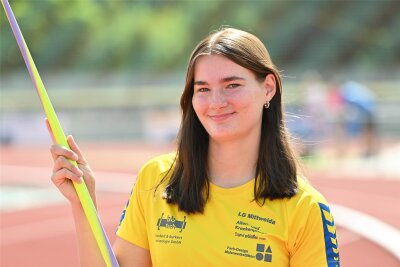 Zwischen Prüfungsstress und DM-Alltag: Geringswalder Speerwerferin erstmals bei der Elite dabei - Mit 50,71 Metern hat sich Ulrike Schmidt für die Deutsche Meisterschaft qualifiziert. Aus ihrer 13-köpfigen Konkurrenz warfen dieser Jahr aber alle bereits weiter.