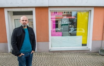Zwönitz bekommt bald einen 24-Stunden-Shop - Alexander Schnerrer eröffnet in Zwönitz den Laden "Herr Anton". Dort gibt es Waren in Automaten rund um die Uhr. 