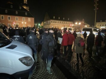 Zwönitz: Erneut Proteste gegen Coronaregeln - 