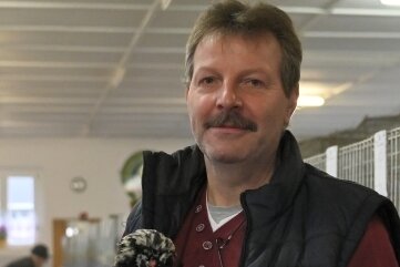 Zwönitzer erringt bei Schau den Ehrenpreis - Mike Kunstmann war mit seinem Zwerg-Houdan erfolgreich. 