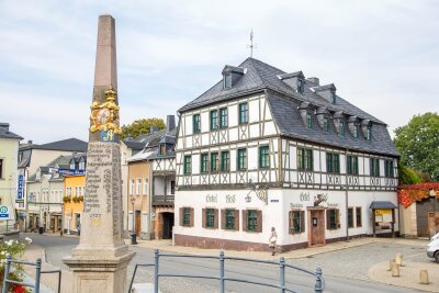 Zwönitzer Traditionshotel Roß droht Aus - Stadt kauft Immobilie - Das Hotel Roß in Zwönitz steht vor einer ungewissen Zukunft.
